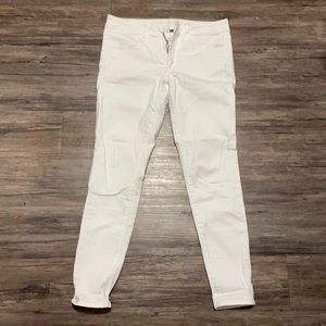 American Eagle white skinny jeans size 8